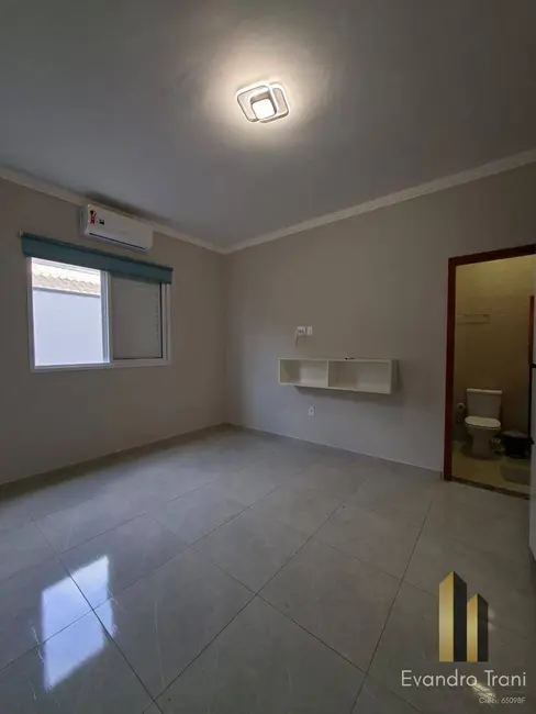 Casa com 3 quartos à venda, 300m2 em Cacapava - SP - imagem 8 Foto 8 de Casa com 3 quartos à venda, 300m2 em Cacapava - SP