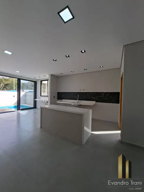 Foto 6 de Casa com 3 quartos à venda, 300m2 em Bairro do Grama, Cacapava - SP