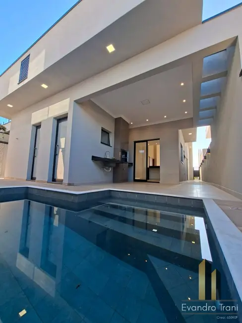 Foto 4 de Casa com 3 quartos à venda, 250m2 em Cacapava - SP