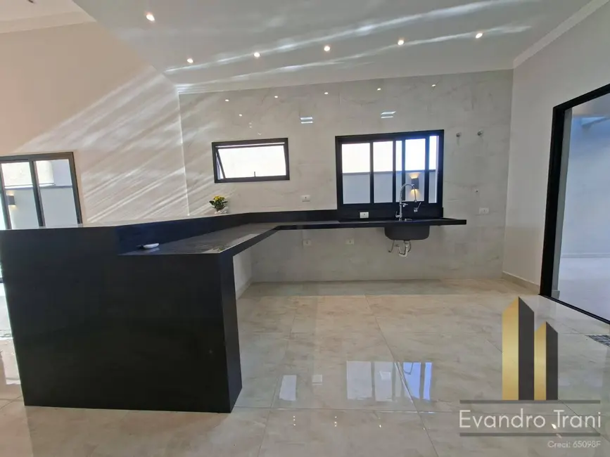 Foto 9 de Casa com 3 quartos à venda, 250m2 em Cacapava - SP