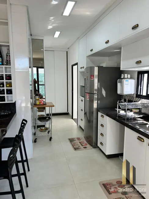 Foto 6 de Casa com 3 quartos à venda, 310m2 em Sao Jose Dos Campos - SP