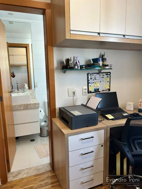 Apartamento com 3 quartos à venda, 176m2 em Sao Jose Dos Campos - SP - imagem 5 Foto 5 de Apartamento com 3 quartos à venda, 176m2 em Sao Jose Dos Campos - SP