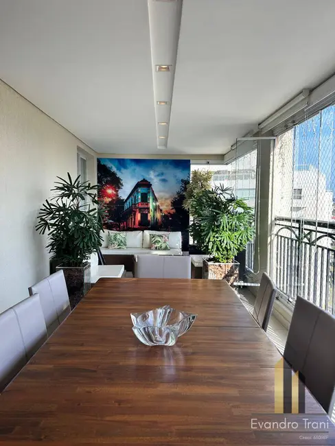 Apartamento com 3 quartos à venda, 176m2 em Sao Jose Dos Campos - SP - imagem 3 Foto 3 de Apartamento com 3 quartos à venda, 176m2 em Sao Jose Dos Campos - SP