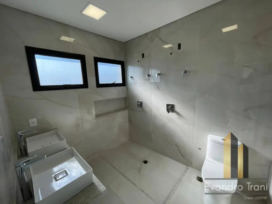 Foto 6 de Casa com 3 quartos à venda, 250m2 em Sao Jose Dos Campos - SP