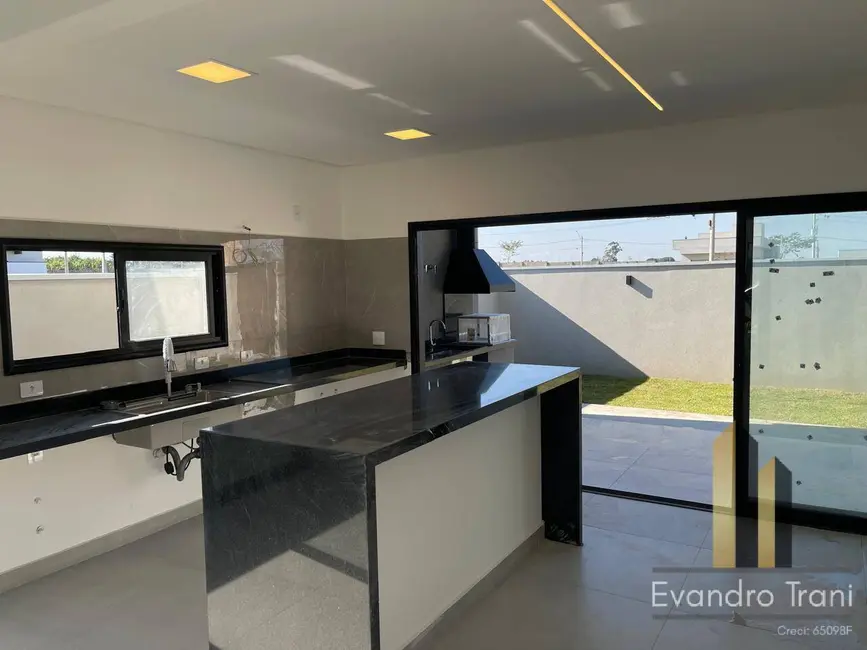 Foto 4 de Casa com 3 quartos à venda, 250m2 em Sao Jose Dos Campos - SP