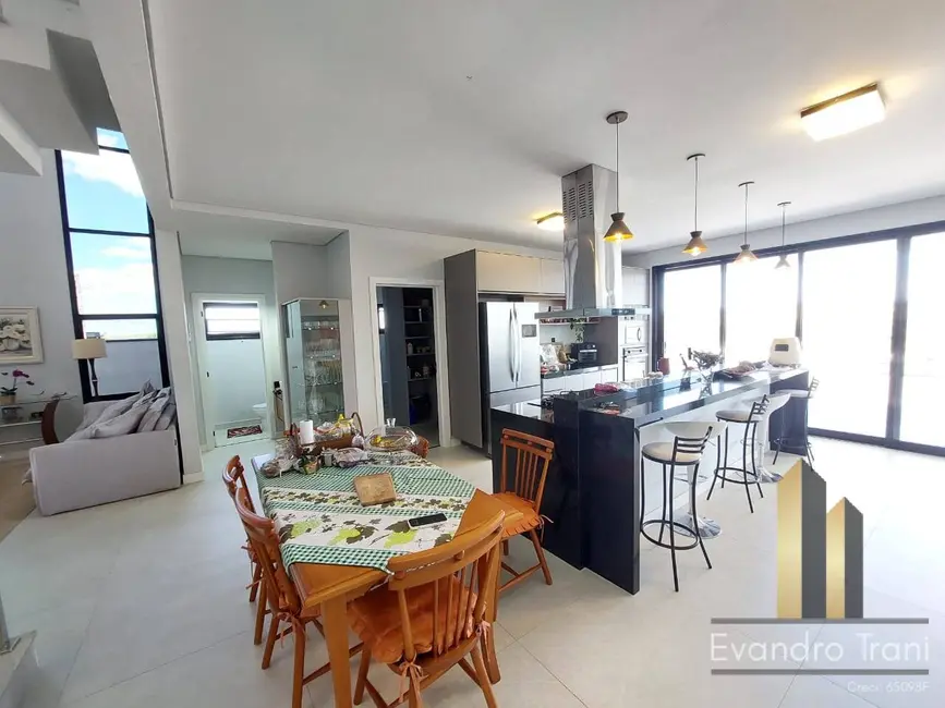 Foto 7 de Casa com 3 quartos à venda, 504m2 em Condomínio Residencial Ecopark Bourbon, Cacapava - SP