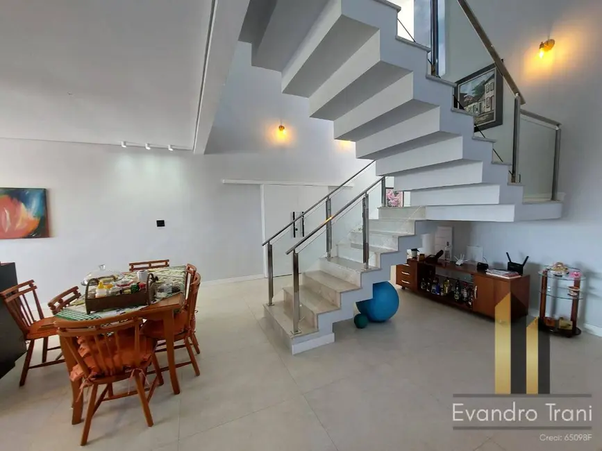 Foto 9 de Casa com 3 quartos à venda, 504m2 em Condomínio Residencial Ecopark Bourbon, Cacapava - SP