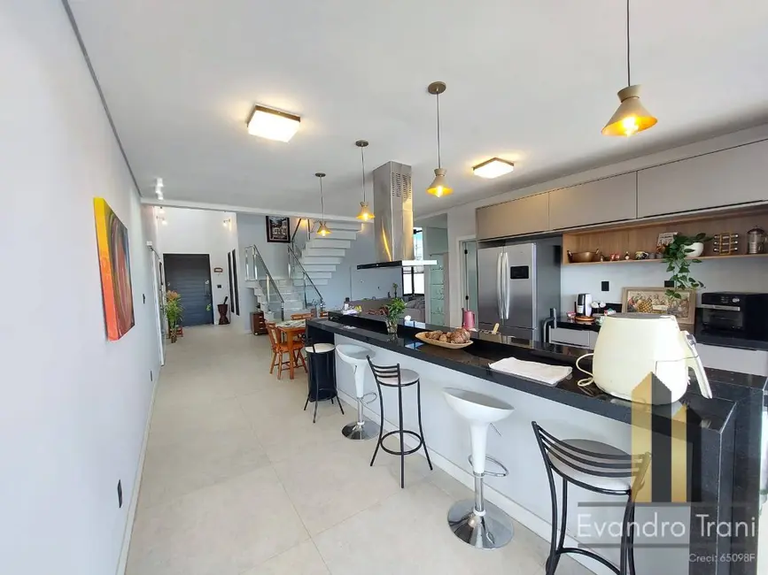 Foto 6 de Casa com 3 quartos à venda, 504m2 em Condomínio Residencial Ecopark Bourbon, Cacapava - SP