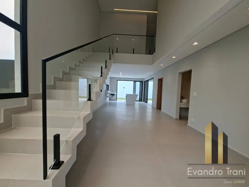 Foto 6 de Casa com 3 quartos à venda, 250m2 em Parque Residencial Maria Elmira, Cacapava - SP