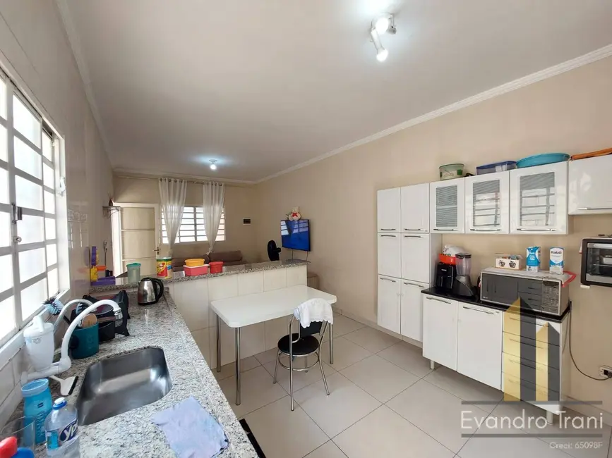 Foto 4 de Casa com 2 quartos à venda, 65m2 em Sao Jose Dos Campos - SP