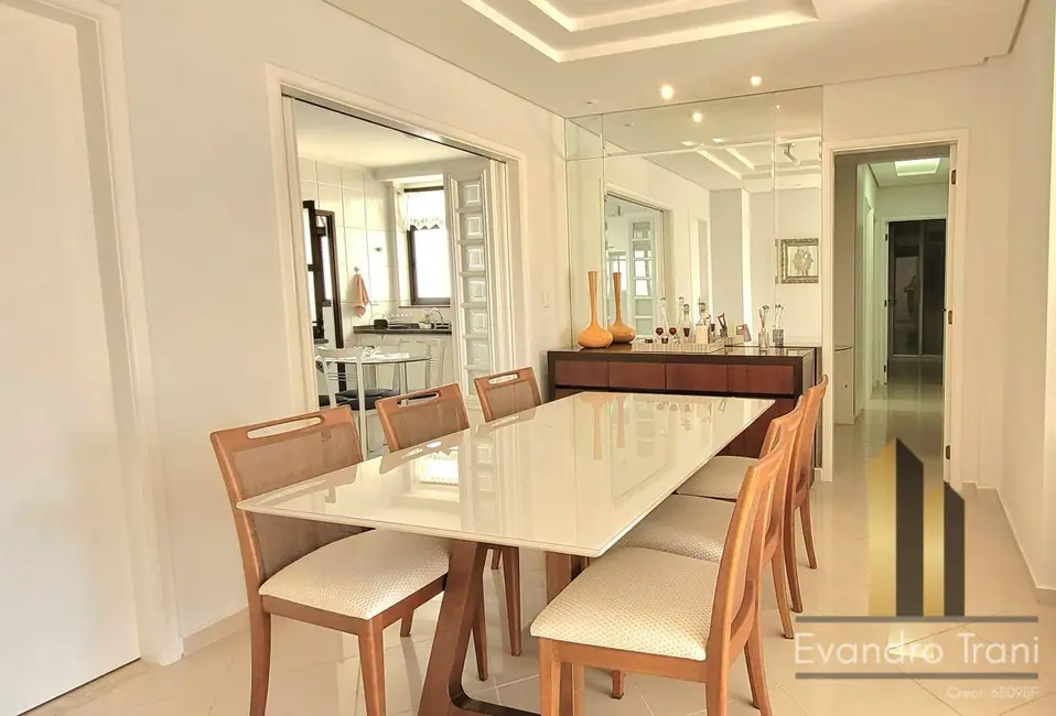 Apartamento com 4 quartos à venda, 144m2 em Sao Jose Dos Campos - SP - imagem 3 Foto 3 de Apartamento com 4 quartos à venda, 144m2 em Sao Jose Dos Campos - SP