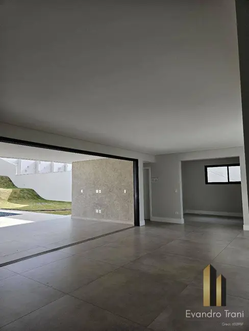 Foto 6 de Casa com 4 quartos à venda, 900m2 em Sao Jose Dos Campos - SP