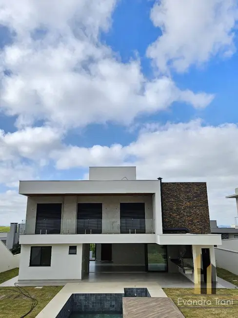 Foto 5 de Casa com 4 quartos à venda, 900m2 em Sao Jose Dos Campos - SP
