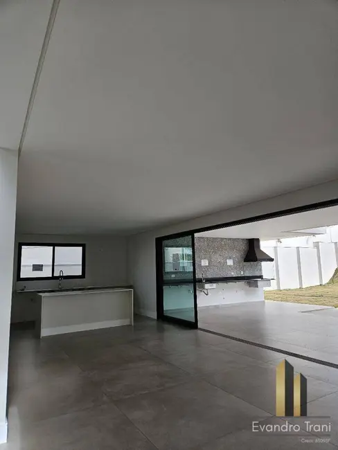 Foto 7 de Casa com 4 quartos à venda, 900m2 em Sao Jose Dos Campos - SP