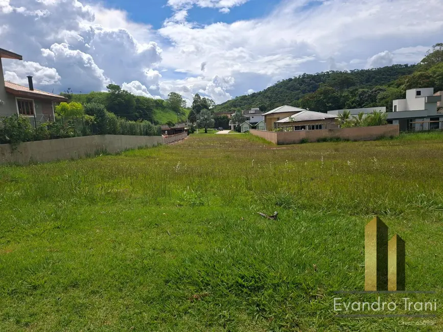 Foto 3 de Terreno / Lote à venda, 1000m2 em Jambeiro - SP