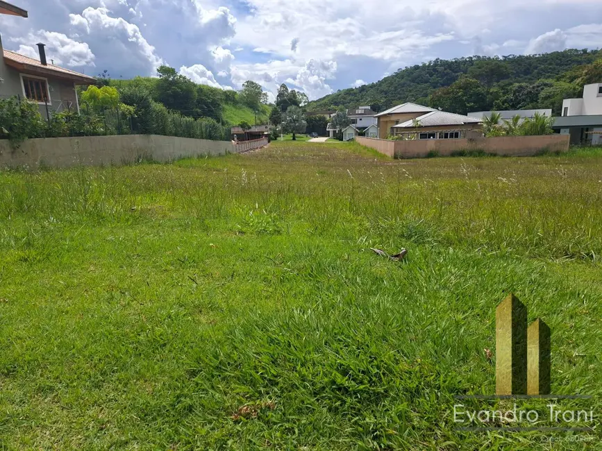 Foto 1 de Terreno / Lote à venda, 1000m2 em Jambeiro - SP