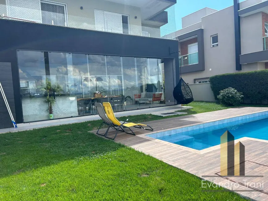 Foto 3 de Casa com 4 quartos à venda, 445m2 em Sao Jose Dos Campos - SP