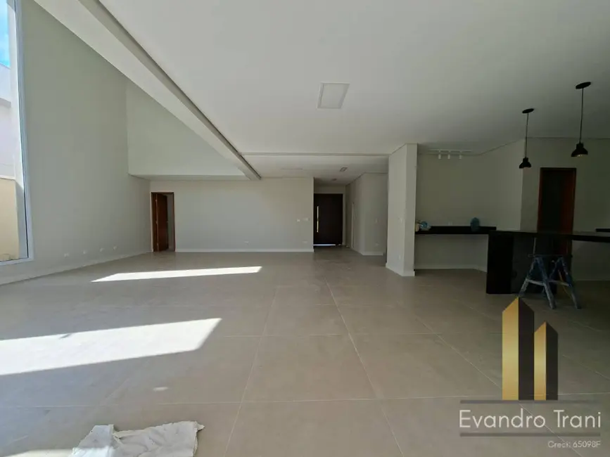 Foto 3 de Casa com 4 quartos à venda, 451m2 em Sao Jose Dos Campos - SP