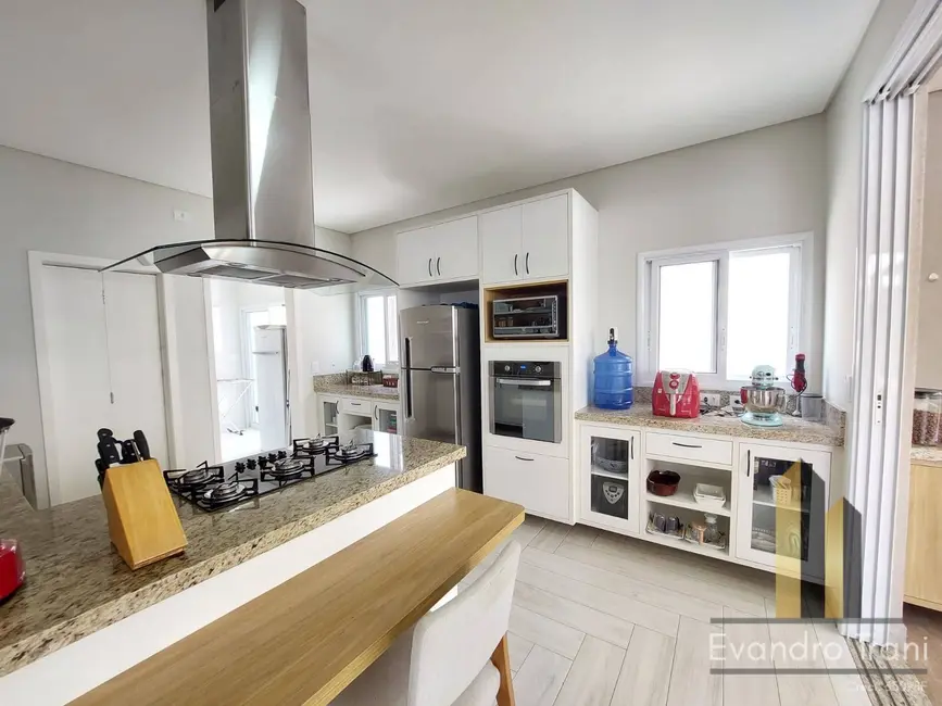 Foto 6 de Casa com 4 quartos à venda, 469m2 em Sao Jose Dos Campos - SP