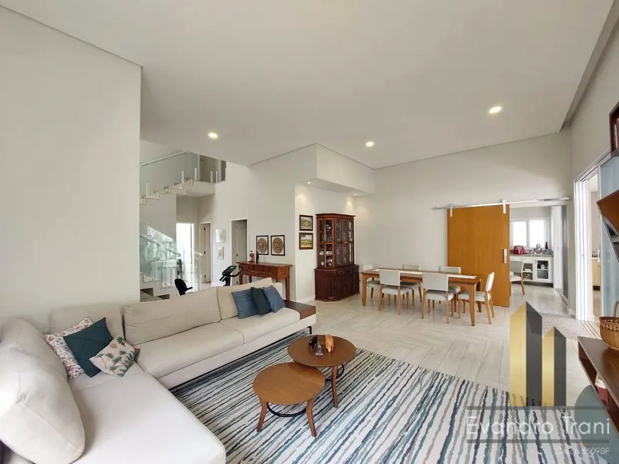 Foto 5 de Casa com 4 quartos à venda, 469m2 em Sao Jose Dos Campos - SP