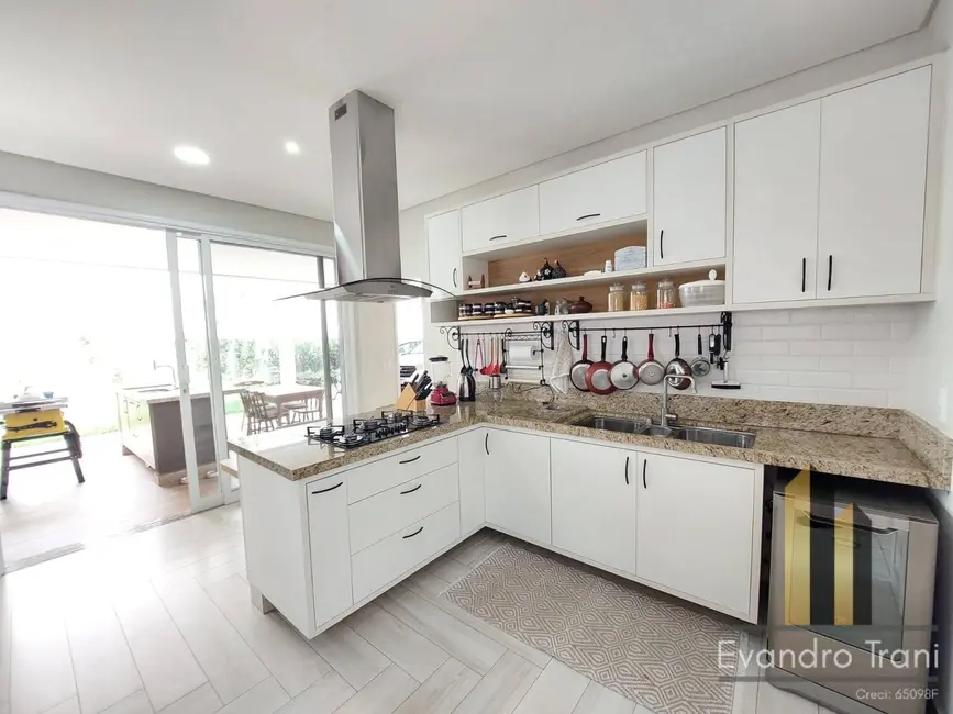 Foto 4 de Casa com 4 quartos à venda, 469m2 em Sao Jose Dos Campos - SP