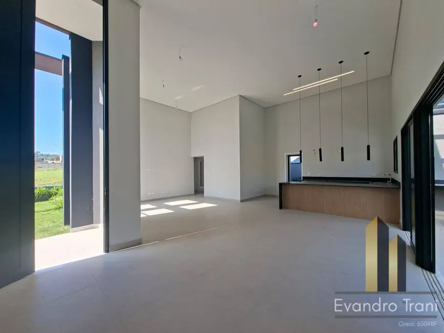 Foto 4 de Casa com 3 quartos à venda, 444m2 em Cacapava - SP