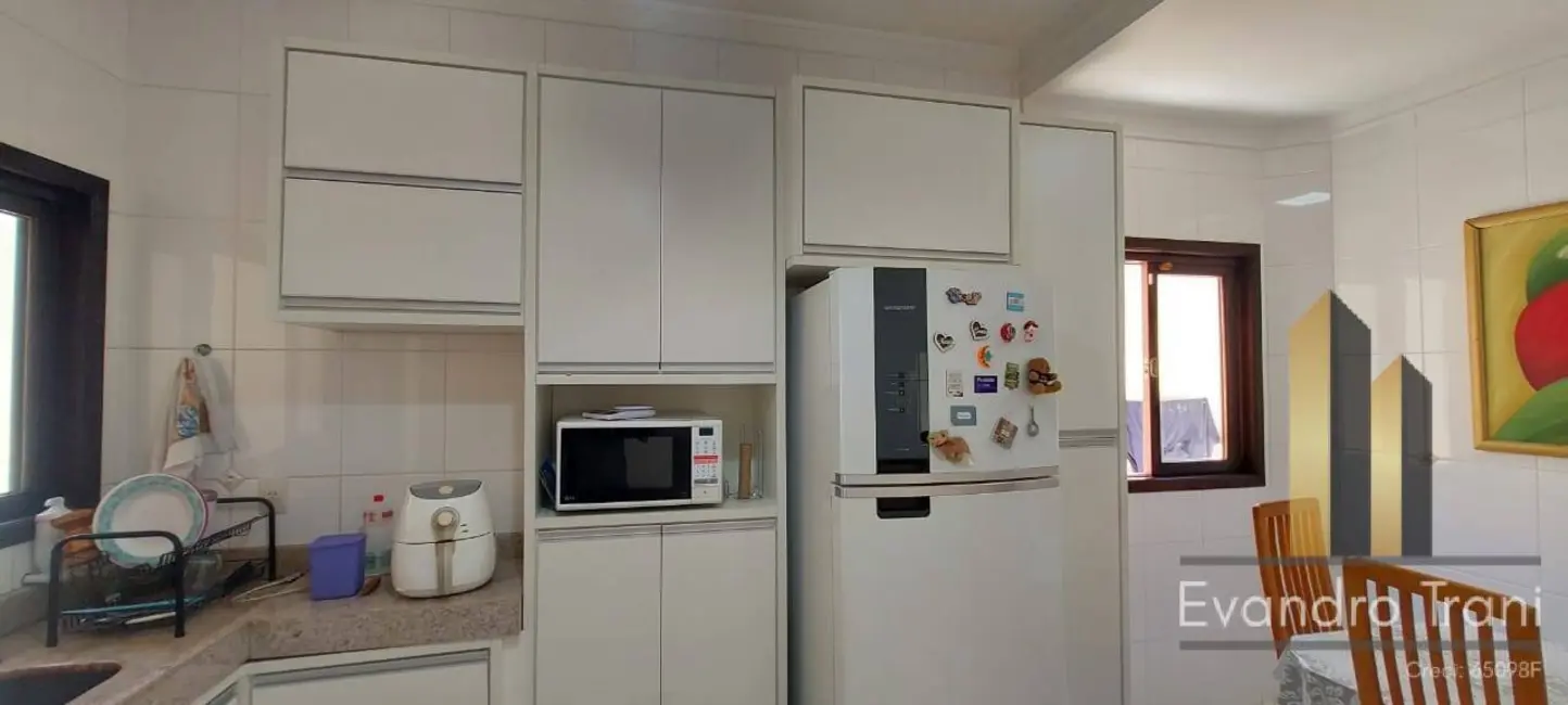 Foto 9 de Casa com 4 quartos à venda, 125m2 em Sao Jose Dos Campos - SP