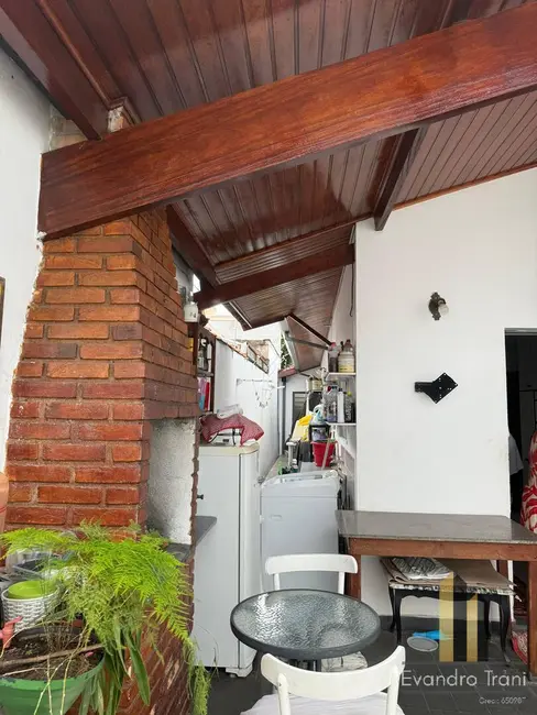 Casa com 3 quartos à venda, 250m2 em Sao Jose Dos Campos - SP - imagem 5 Foto 5 de Casa com 3 quartos à venda, 250m2 em Sao Jose Dos Campos - SP