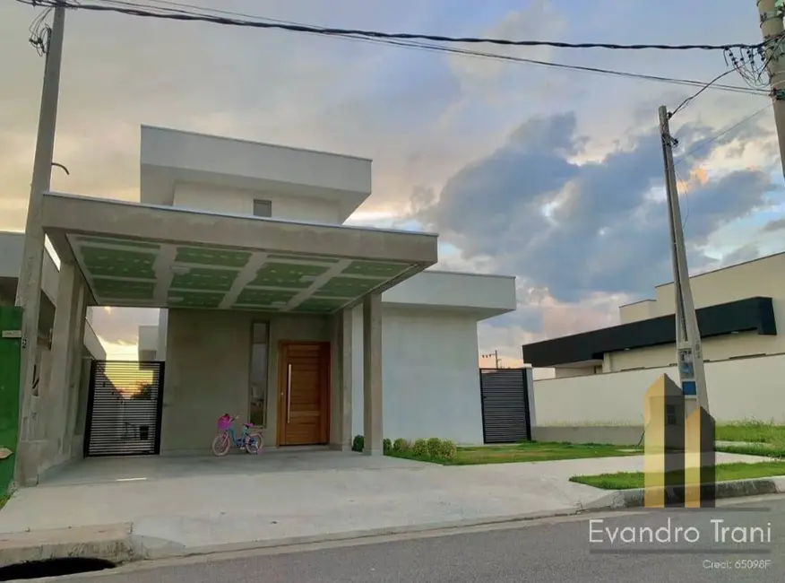 Foto 1 de Casa com 3 quartos à venda, 250m2 em Sao Jose Dos Campos - SP