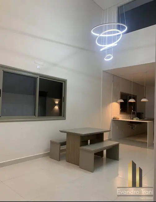 Foto 4 de Casa com 3 quartos à venda, 250m2 em Sao Jose Dos Campos - SP