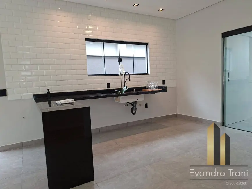 Foto 5 de Casa com 3 quartos à venda, 250m2 em Sao Jose Dos Campos - SP