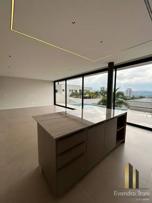Foto 3 de Casa com 4 quartos à venda, 485m2 em Sao Jose Dos Campos - SP