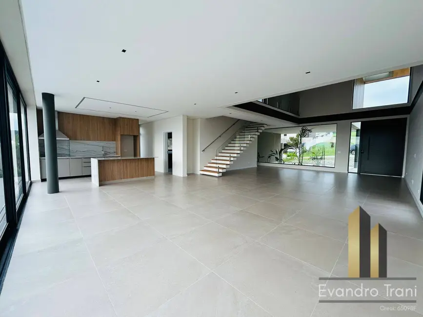 Foto 2 de Casa com 4 quartos à venda, 485m2 em Sao Jose Dos Campos - SP