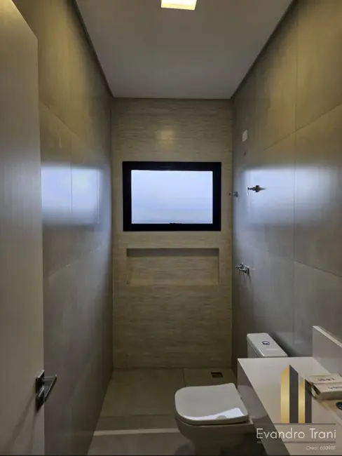 Foto 2 de Casa com 3 quartos à venda, 300m2 em Bairro do Grama, Cacapava - SP