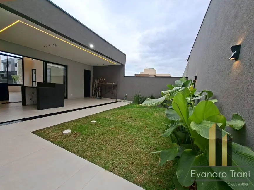 Casa com 3 quartos à venda, 280m2 em Sao Jose Dos Campos - SP - imagem 4 Foto 4 de Casa com 3 quartos à venda, 280m2 em Sao Jose Dos Campos - SP