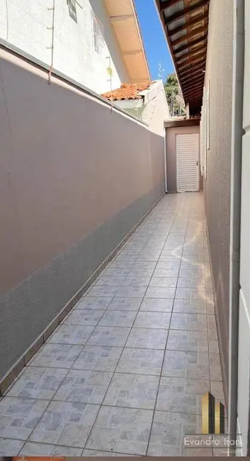 Foto 5 de Casa com 3 quartos à venda, 250m2 em Sao Jose Dos Campos - SP