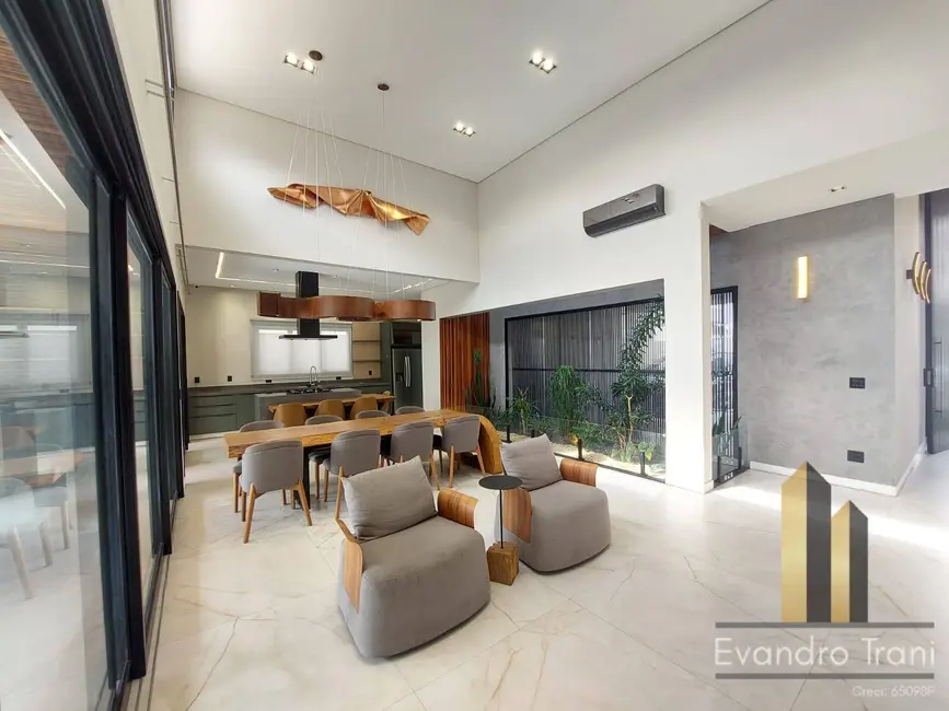 Foto 3 de Casa com 4 quartos à venda, 294m2 em Sao Jose Dos Campos - SP