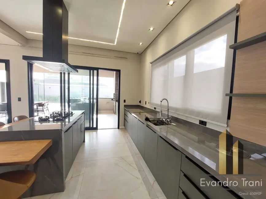 Foto 5 de Casa com 4 quartos à venda, 294m2 em Sao Jose Dos Campos - SP