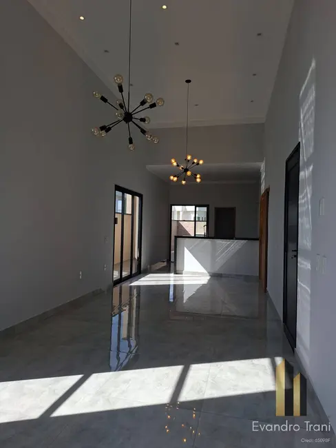 Casa com 3 quartos à venda, 250m2 em Cacapava - SP - imagem 5 Foto 5 de Casa com 3 quartos à venda, 250m2 em Cacapava - SP