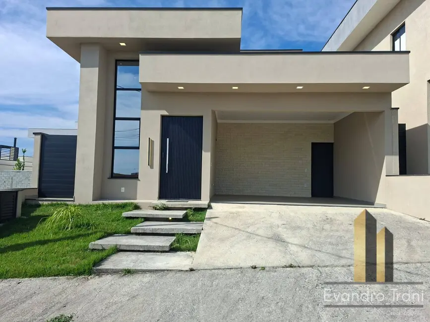 Casa com 3 quartos à venda, 250m2 em Cacapava - SP - imagem 1 Foto 1 de Casa com 3 quartos à venda, 250m2 em Cacapava - SP