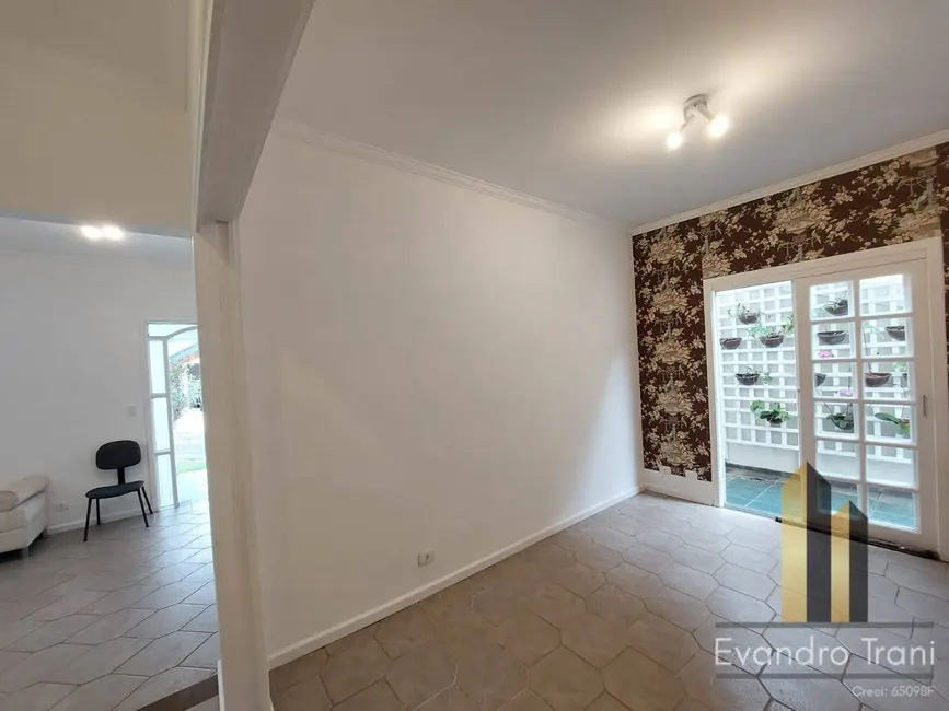 Foto 2 de Casa com 3 quartos à venda, 250m2 em Sao Jose Dos Campos - SP