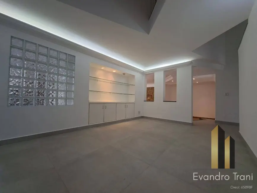 Foto 4 de Casa com 4 quartos à venda, 450m2 em Sao Jose Dos Campos - SP