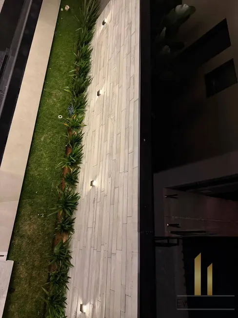 Casa com 4 quartos à venda, 535m2 em Sao Jose Dos Campos - SP - imagem 9 Foto 9 de Casa com 4 quartos à venda, 535m2 em Sao Jose Dos Campos - SP