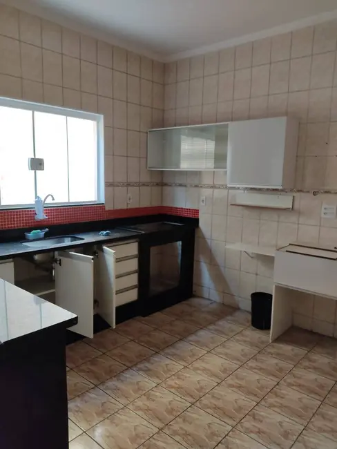 Casa com 3 quartos à venda, 125m2 em Jardim Los Angeles, Sorocaba - SP - imagem 5 Foto 5 de Casa com 3 quartos à venda, 125m2 em Jardim Los Angeles, Sorocaba - SP