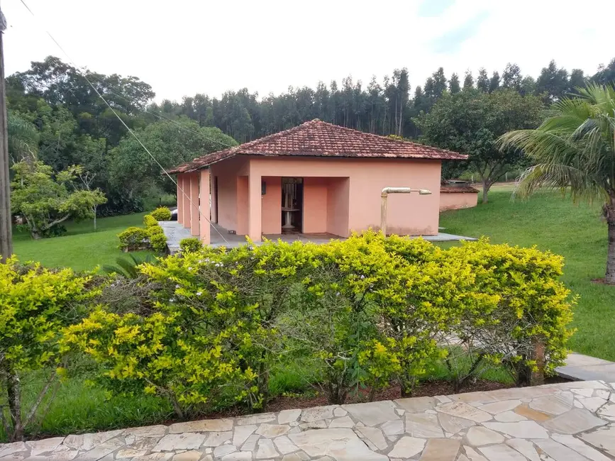 Chácara com 2 quartos à venda, 10000m2 em Alambari, SP - imagem 1 Foto 1 de Chácara com 2 quartos à venda, 10000m2 em Alambari, SP