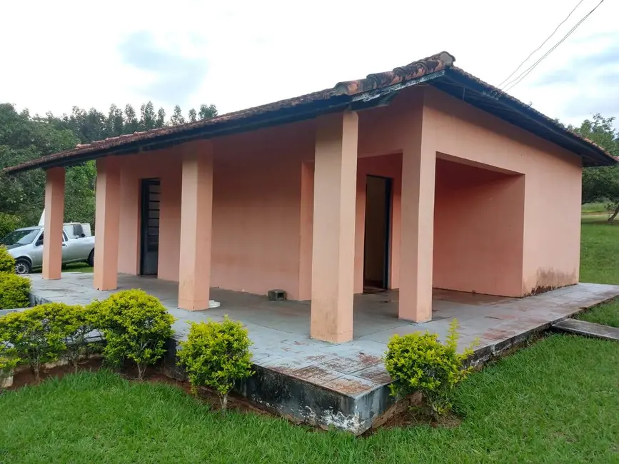 Chácara com 2 quartos à venda, 10000m2 em Alambari - SP - imagem 8 Foto 8 de Chácara com 2 quartos à venda, 10000m2 em Alambari - SP