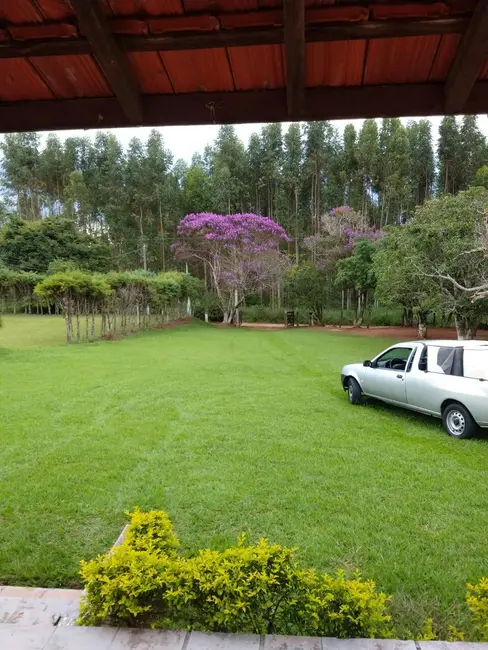 Chácara com 2 quartos à venda, 10000m2 em Alambari - SP - imagem 4 Foto 4 de Chácara com 2 quartos à venda, 10000m2 em Alambari - SP