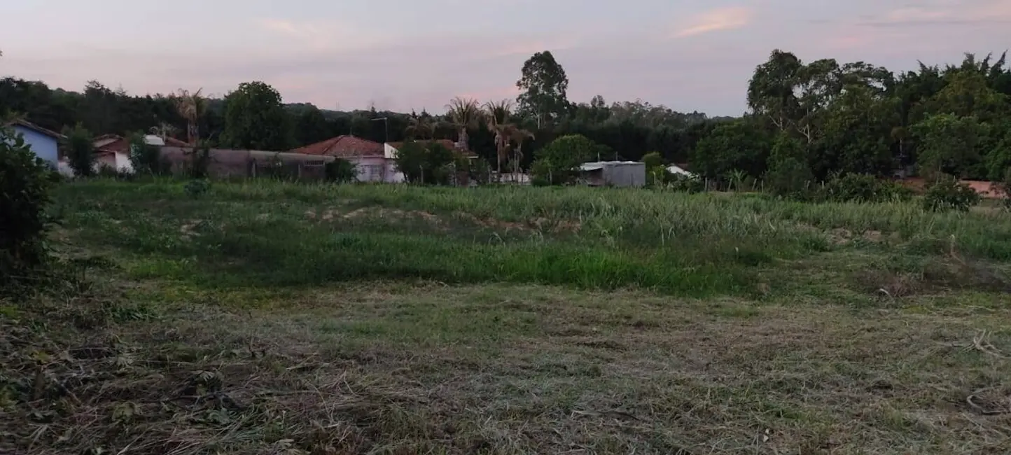Foto 1 de Terreno / Lote à venda, 1000m2 em Iperozinho, Capela Do Alto, SP