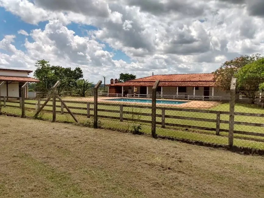 Foto 1 de Sítio / Rancho com 5 quartos à venda, 18m2 em Capela Do Alto - SP