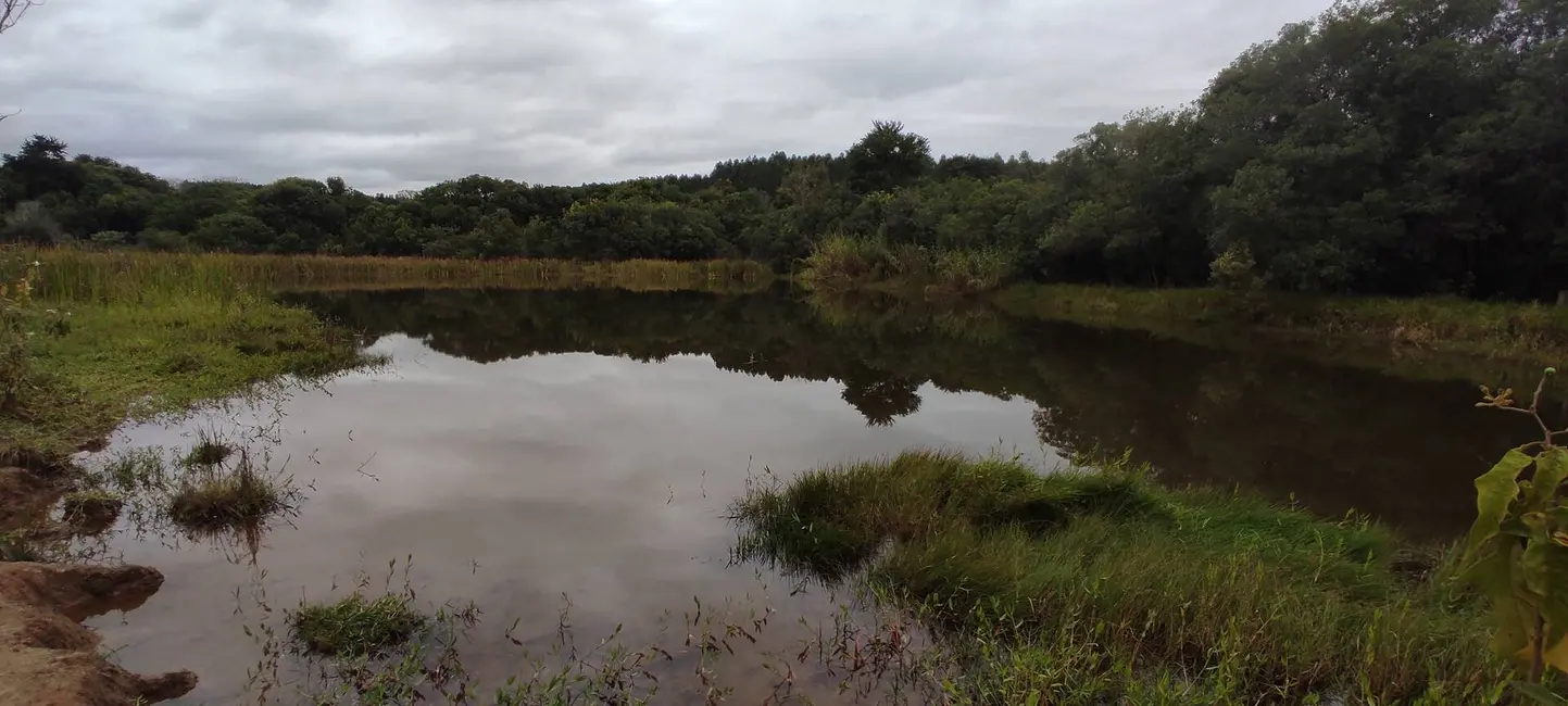 Foto 1 de Sítio / Rancho com 2 quartos à venda, 10m2 em Salto De Pirapora - SP